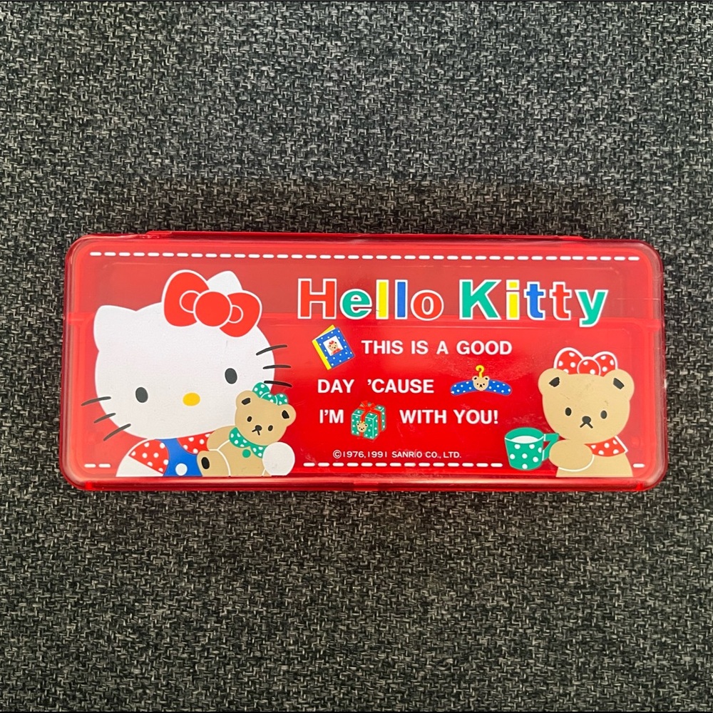 •1991 Hello Kitty Pencil Case “This is a good day ‘cause I’m with you”•